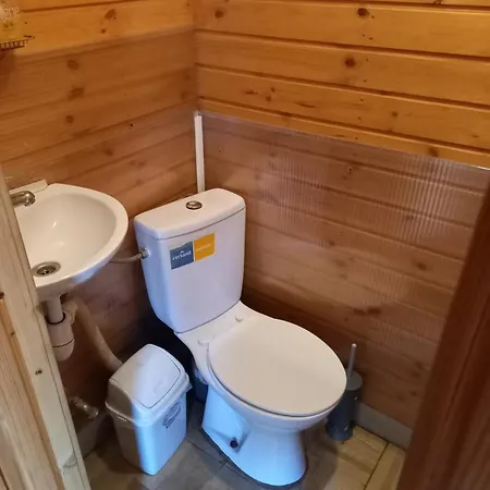 Tujas بيت للعطل Krāslava